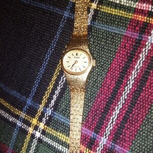 Ladies golden Vintage Pulsar watch